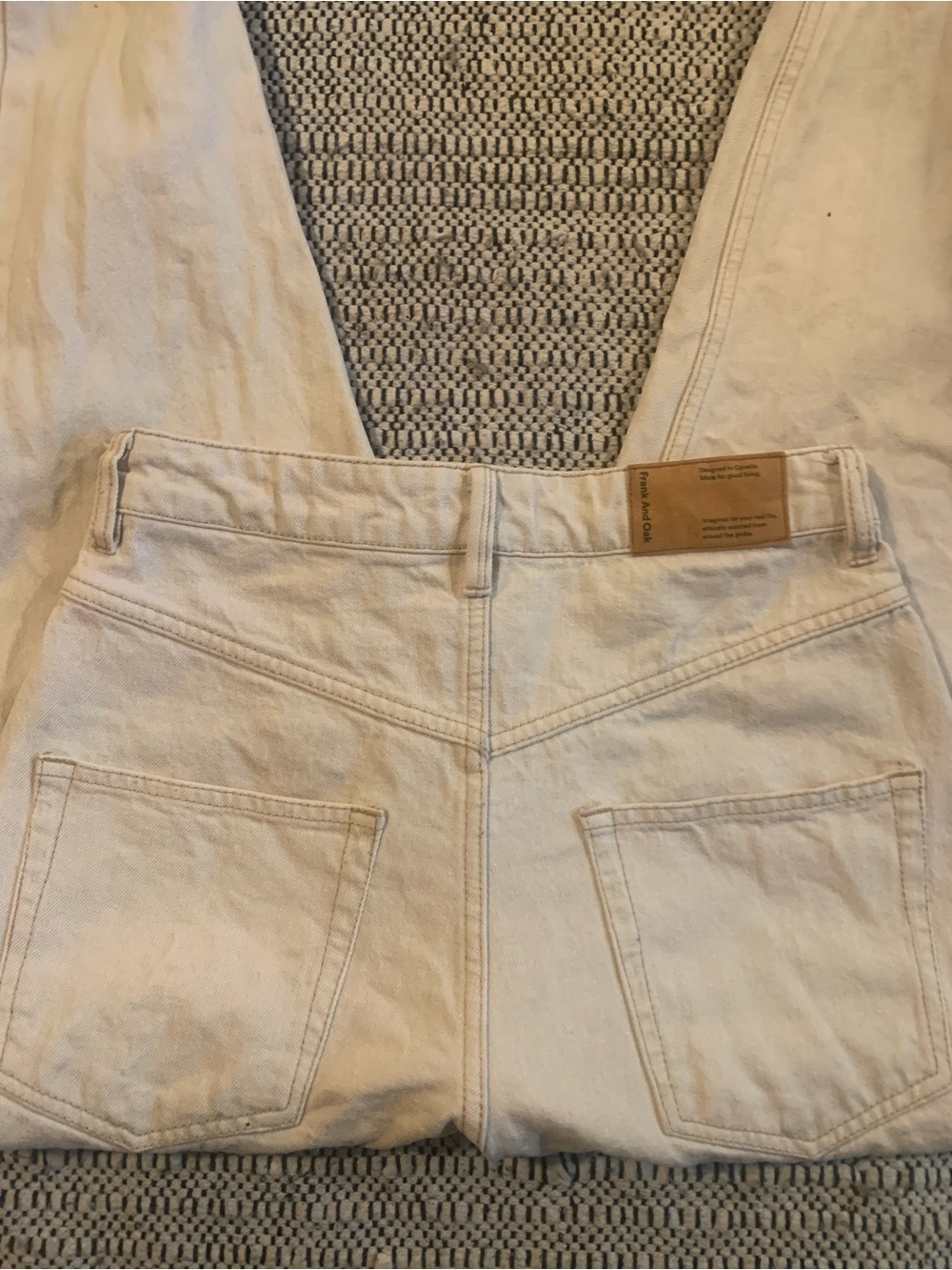 Frank And Oak Linda Balloon Fit Jeans Off-White / Ecru - Size 26
